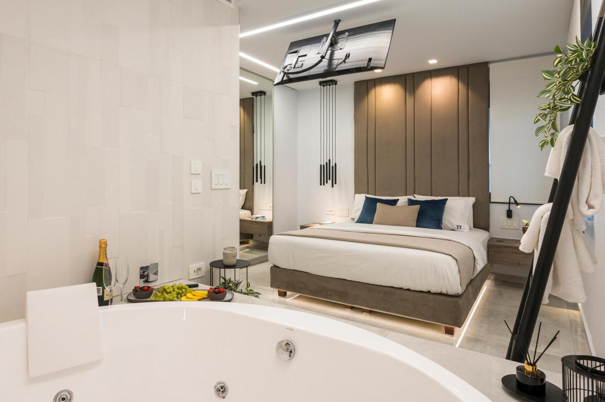 Π Suite Project: Smart BnB Chania  Buitenkant foto