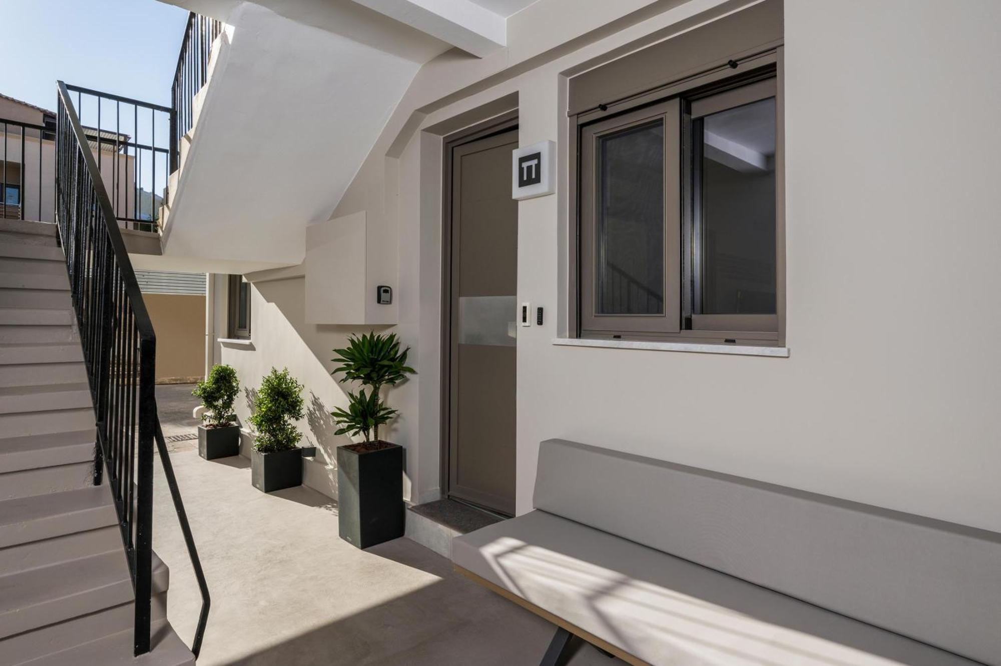 Π Suite Project: Smart BnB Chania  Buitenkant foto